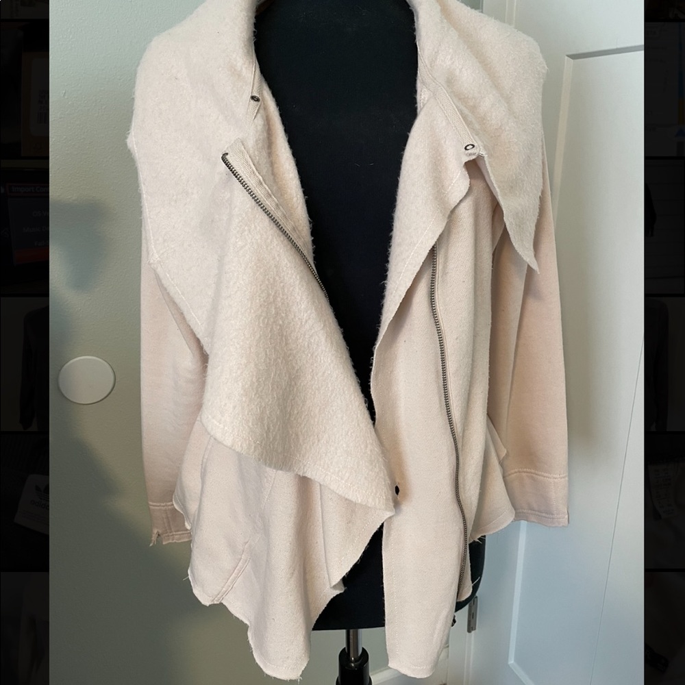 Blanc Noir - Fitted cowl neck jacket